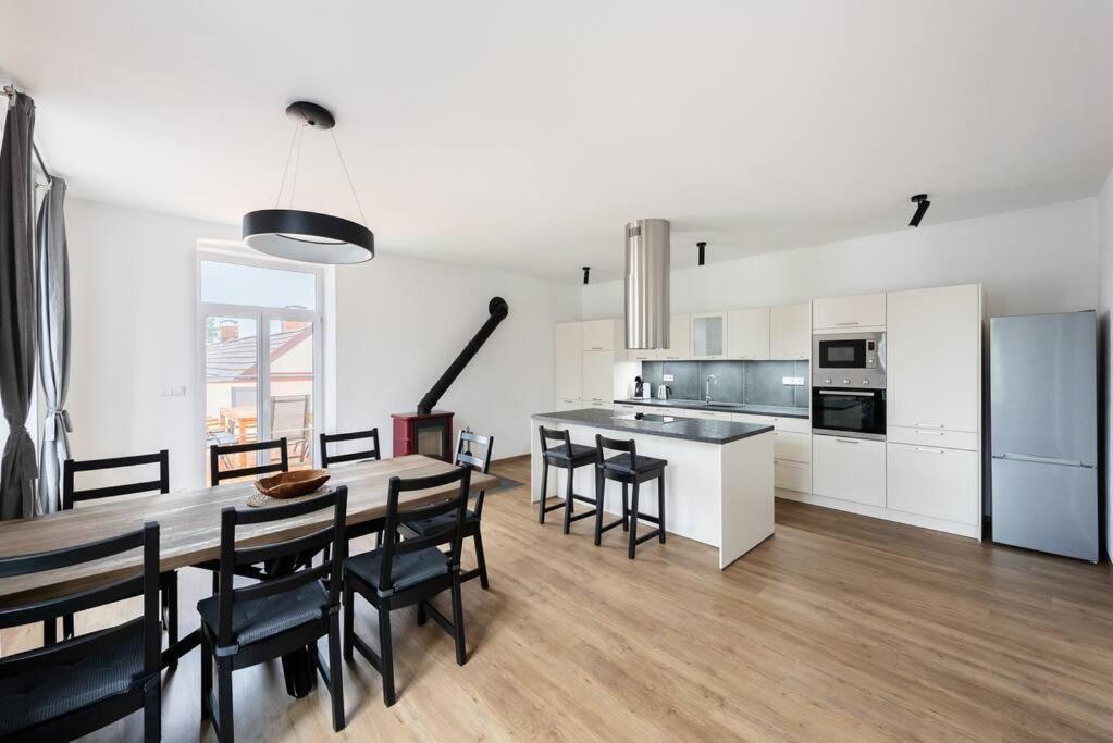 Vacov Apartment Buitenkant foto